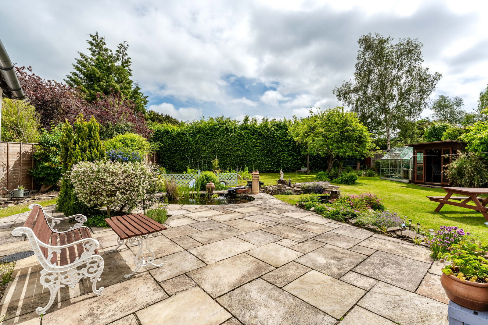 Semi Detached House in Cheltenham