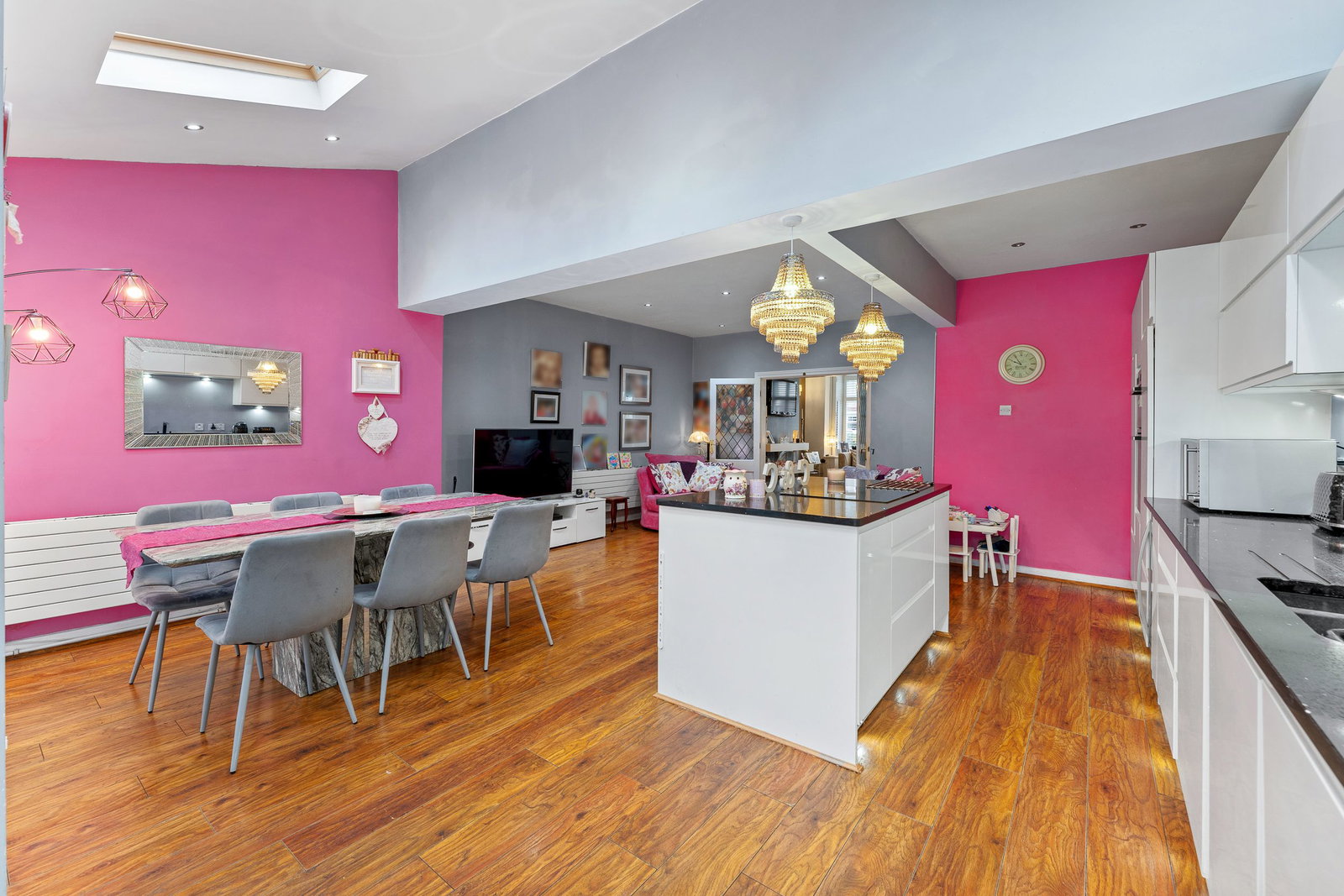 Semi Detached House in Leigh