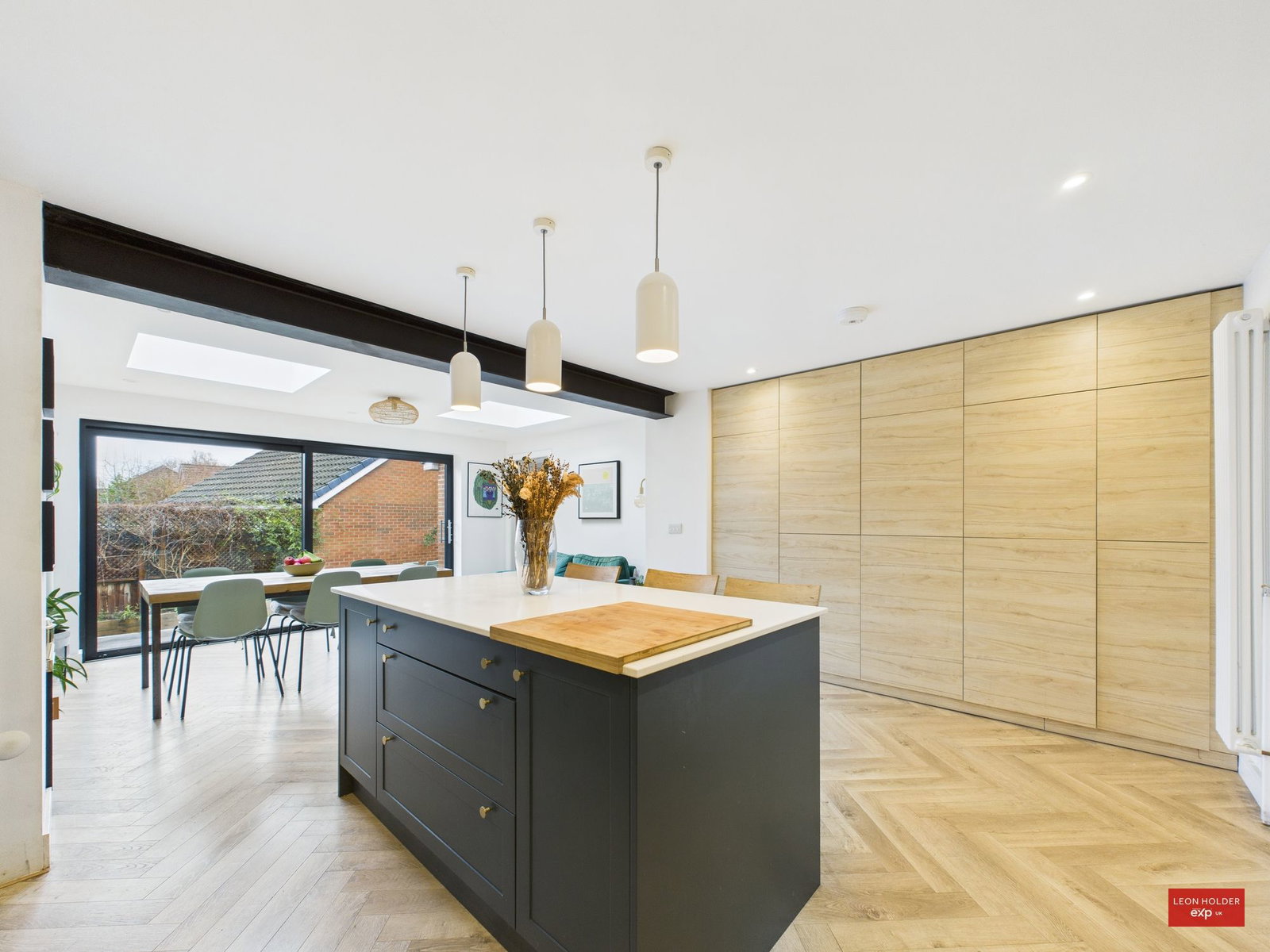Semi Detached House in Gloucester