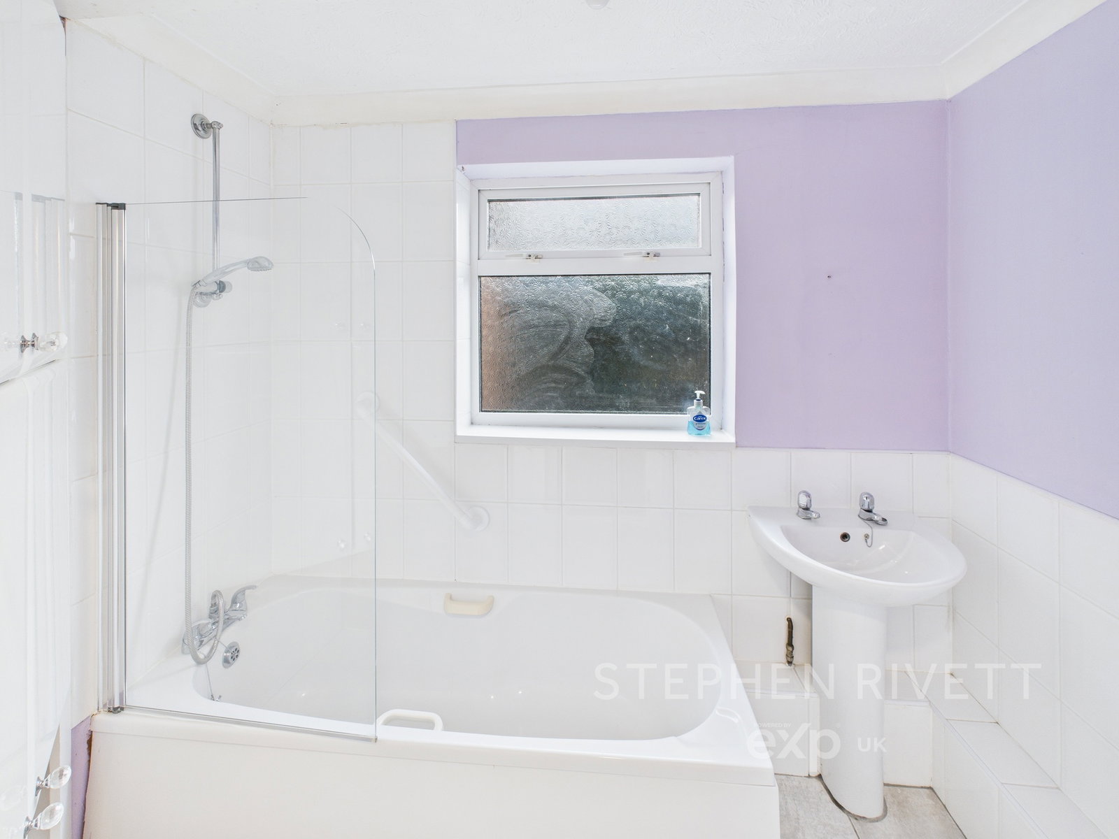 Semi Detached Bungalow in Ipswich
