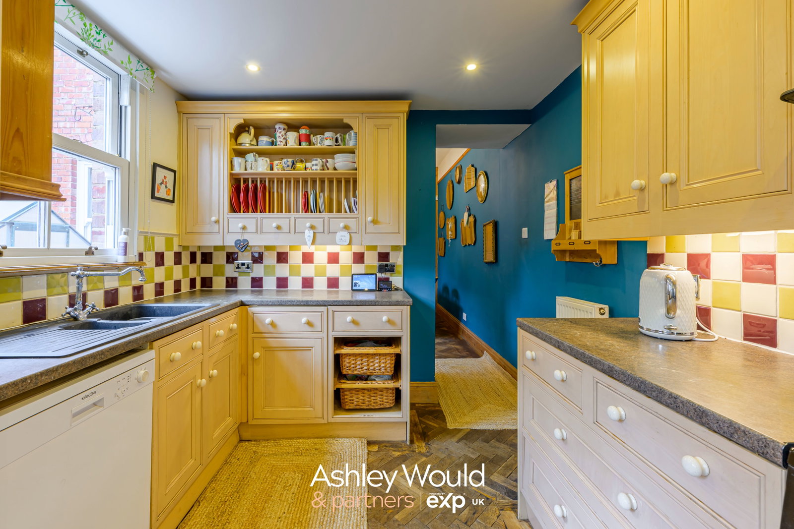 Detached House in Cradley Heath