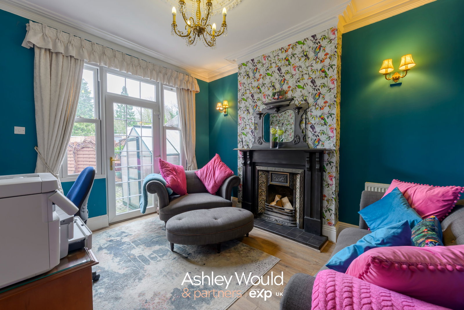 Detached House in Cradley Heath