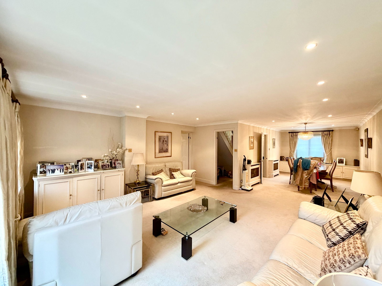 Detached House in Edgware