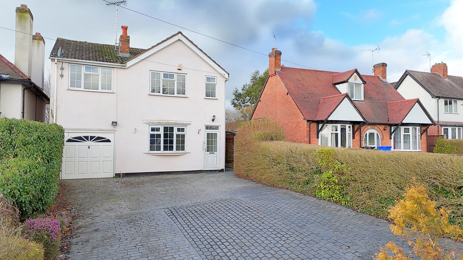 Detached House in Burton-on-trent