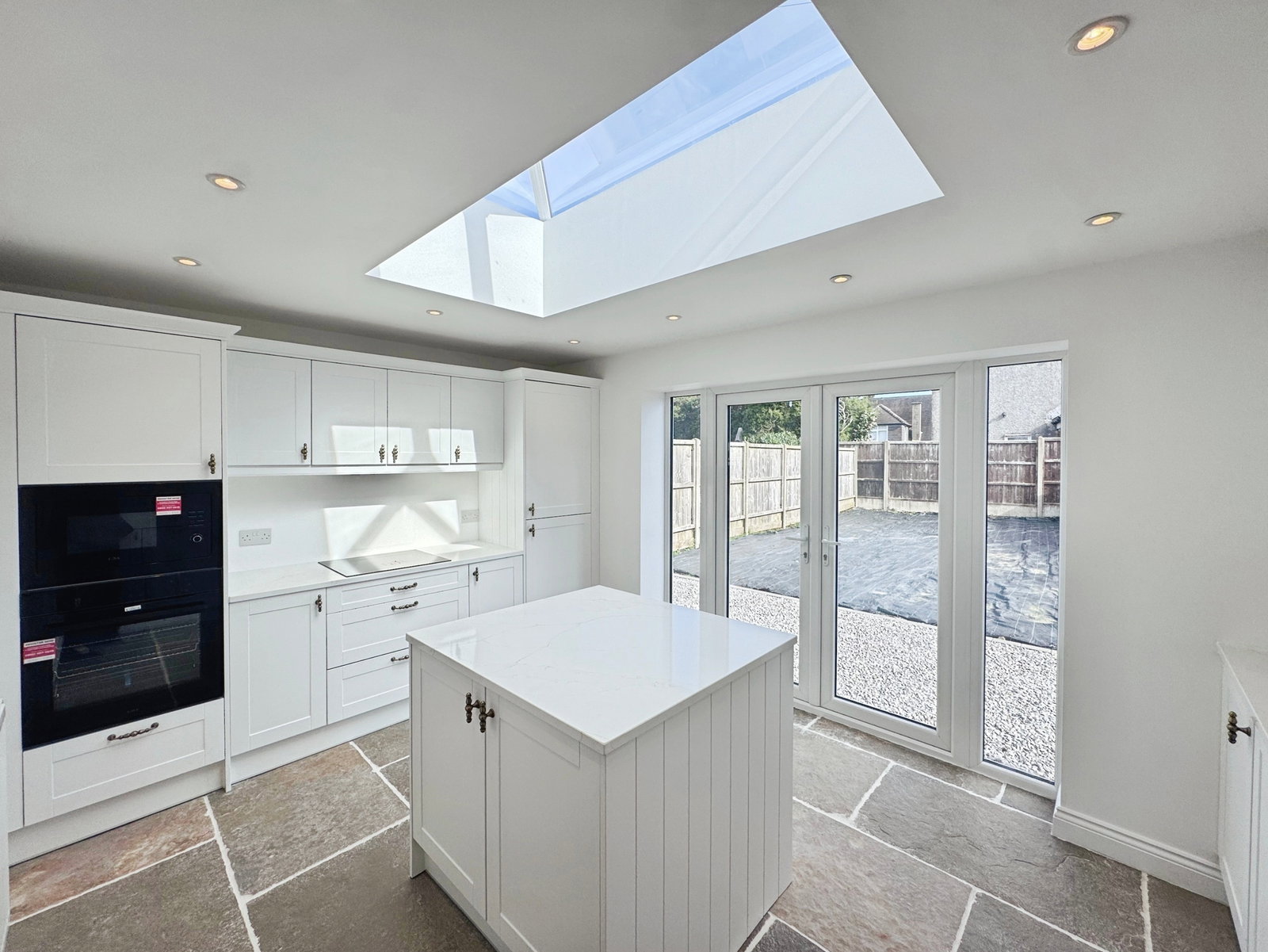 Semi Detached House for sale in Neath, Cimla Road, Neath, SA11 3TR