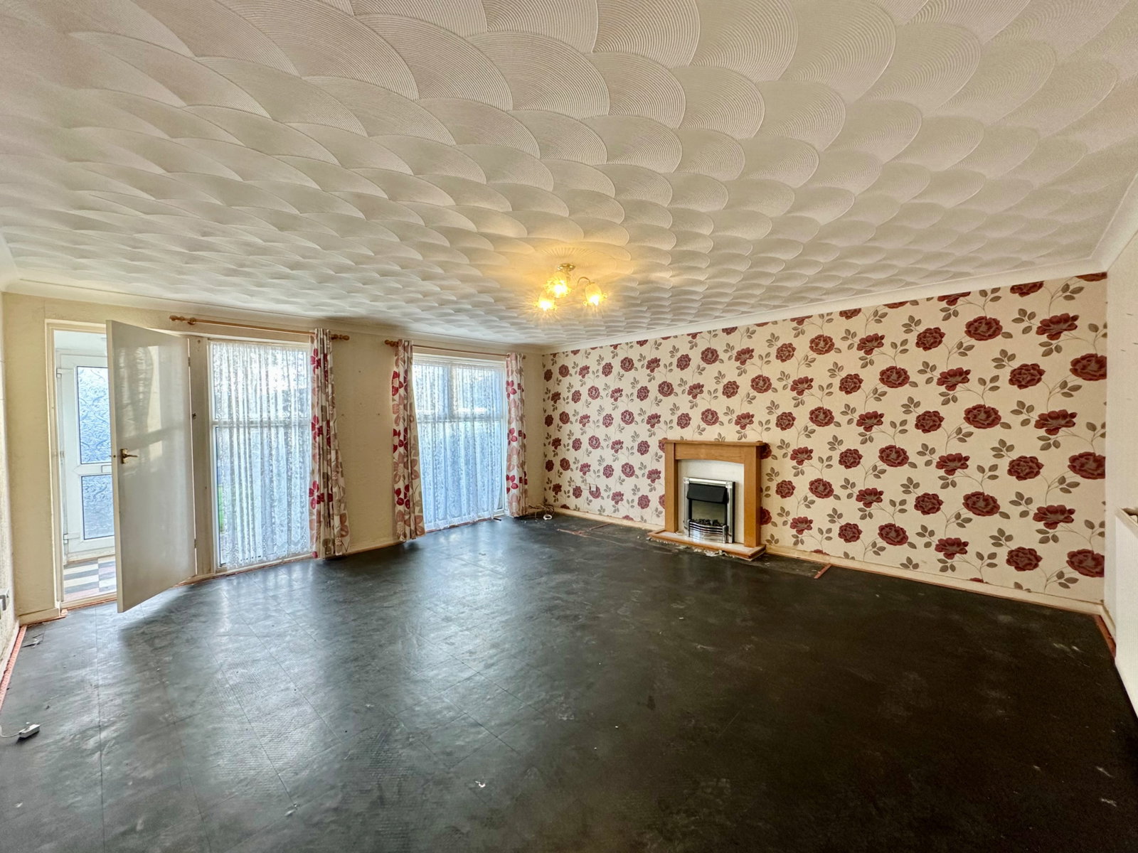Semi Detached Bungalow in Paignton