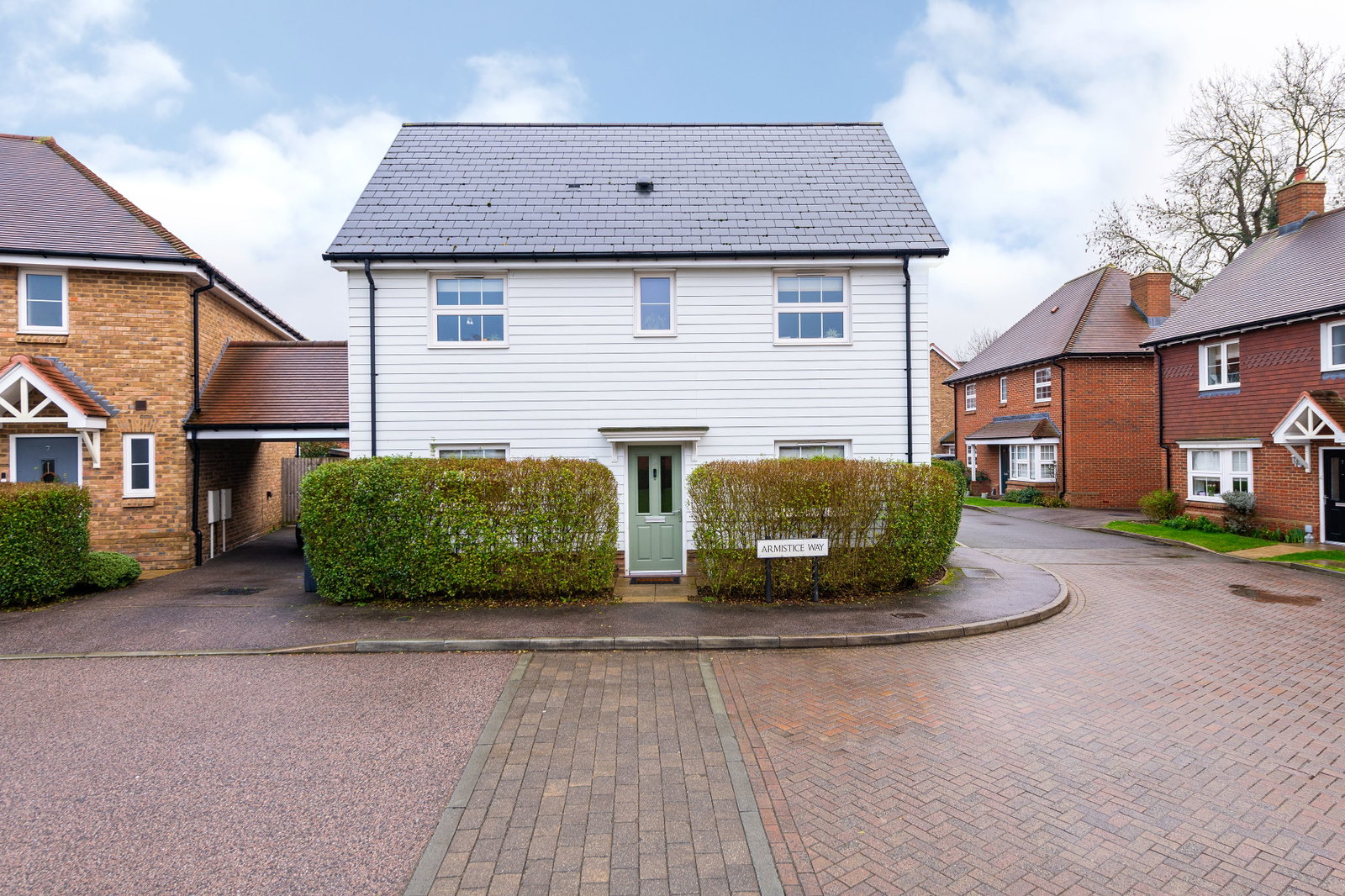 Link Detached House in Maidstone
