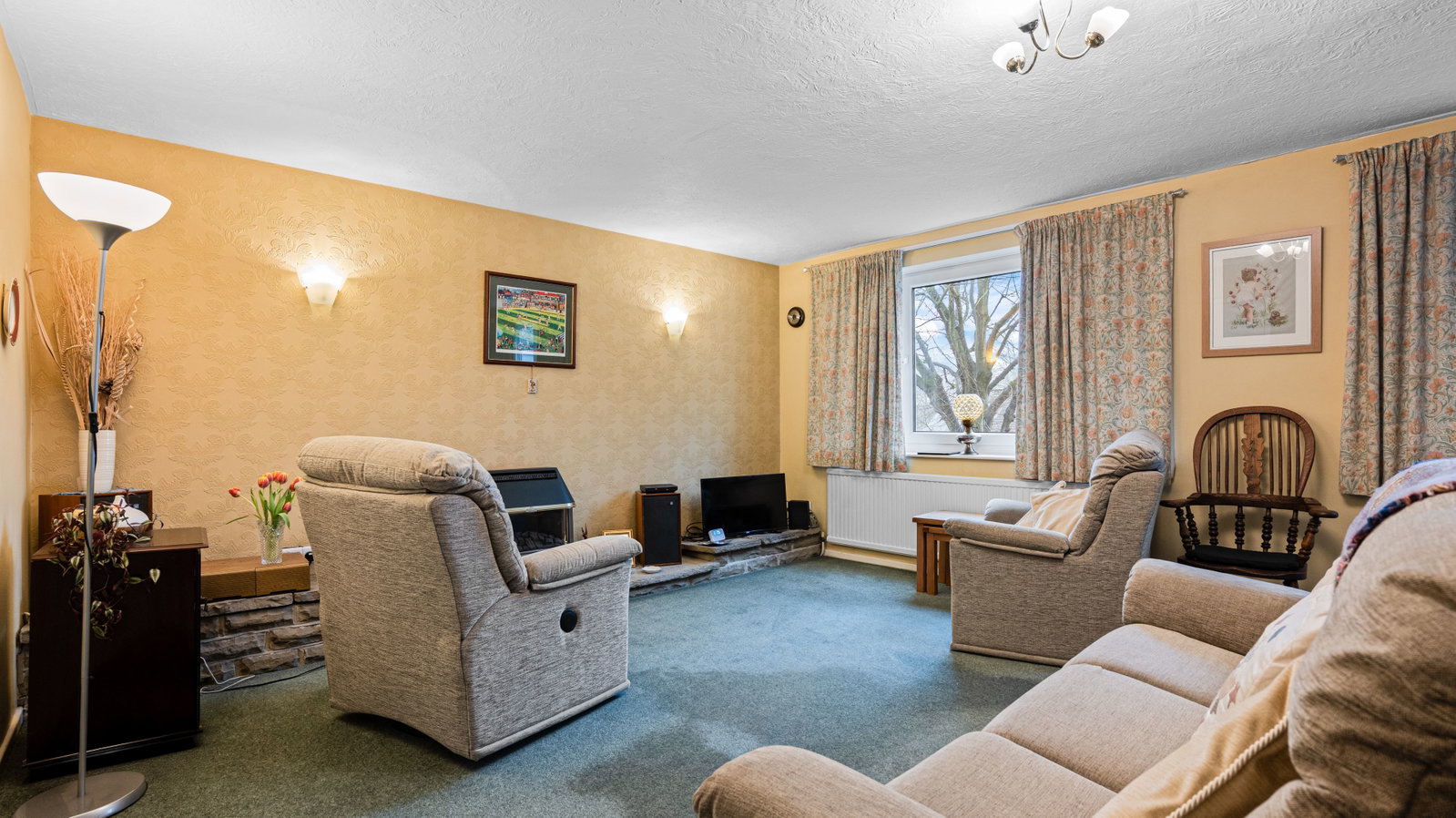 Detached House in Sheffield