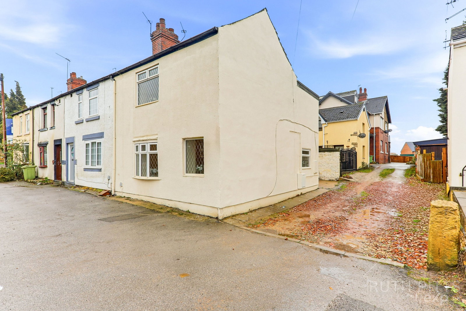End Of Terrace House in Pontefract