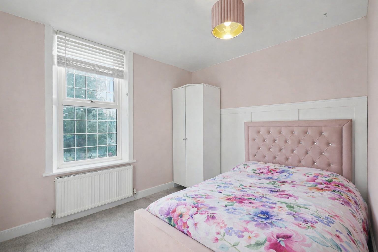 Semi Detached House in Maidstone