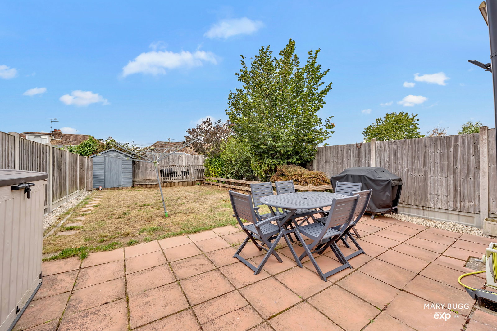 Semi Detached House for sale in Chelmsford, Pentland Avenue, Chelmsford, CM1 4AZ