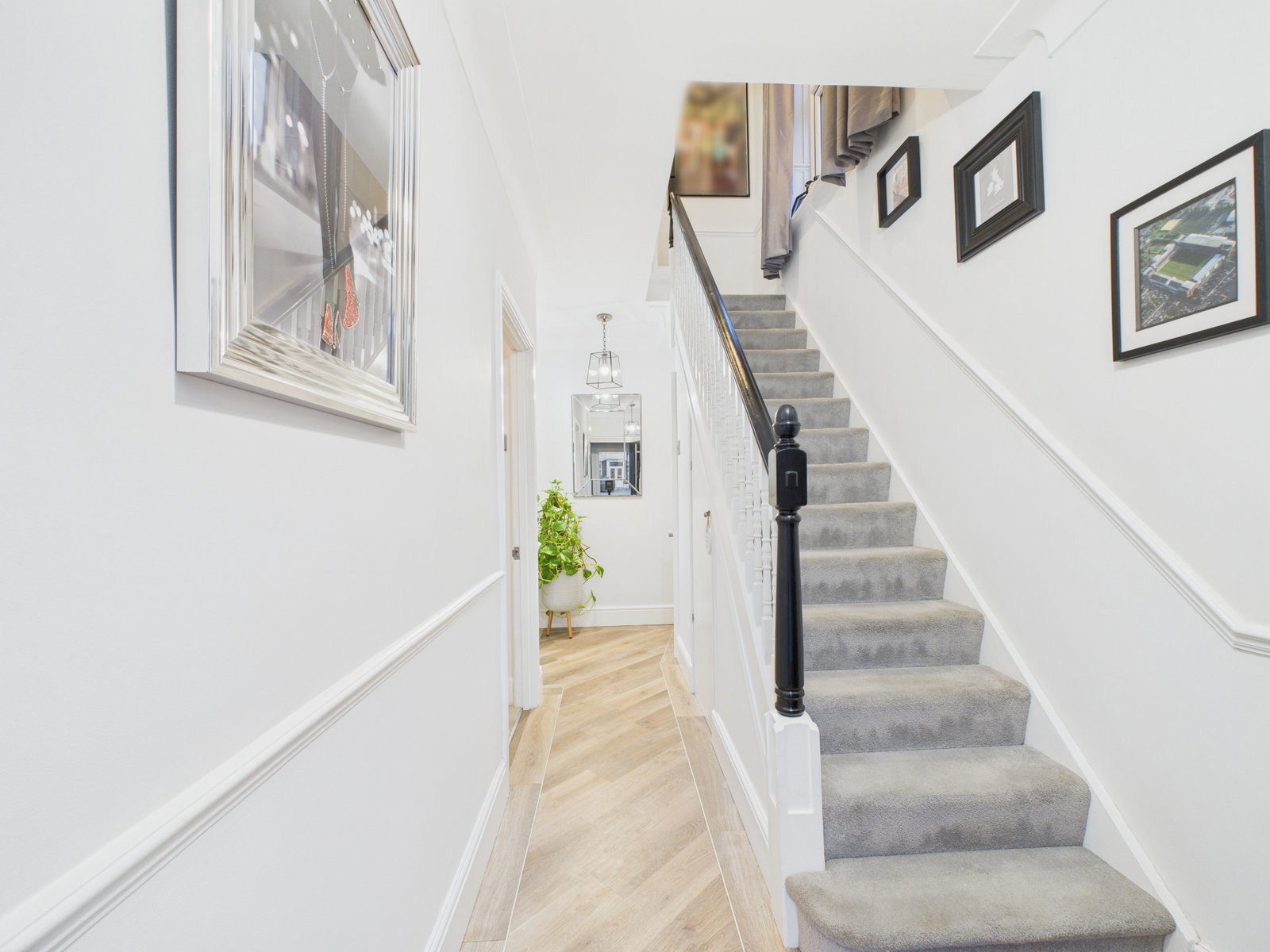 Semi Detached House in London