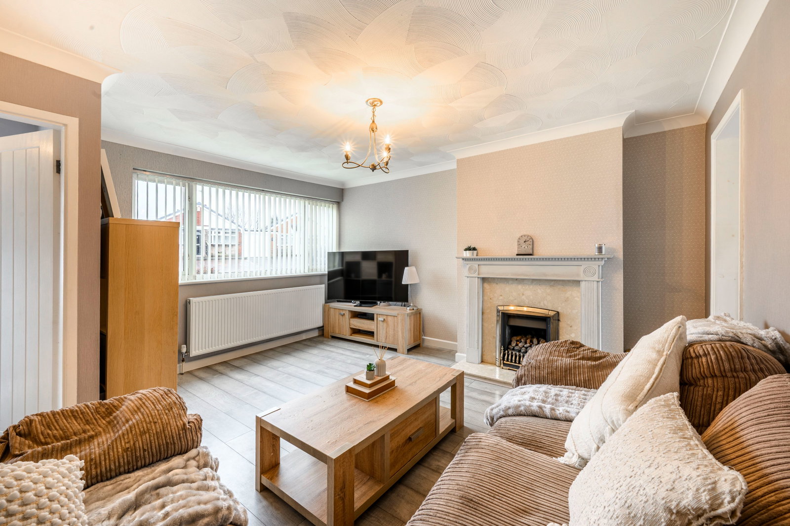 Semi Detached House in Walsall