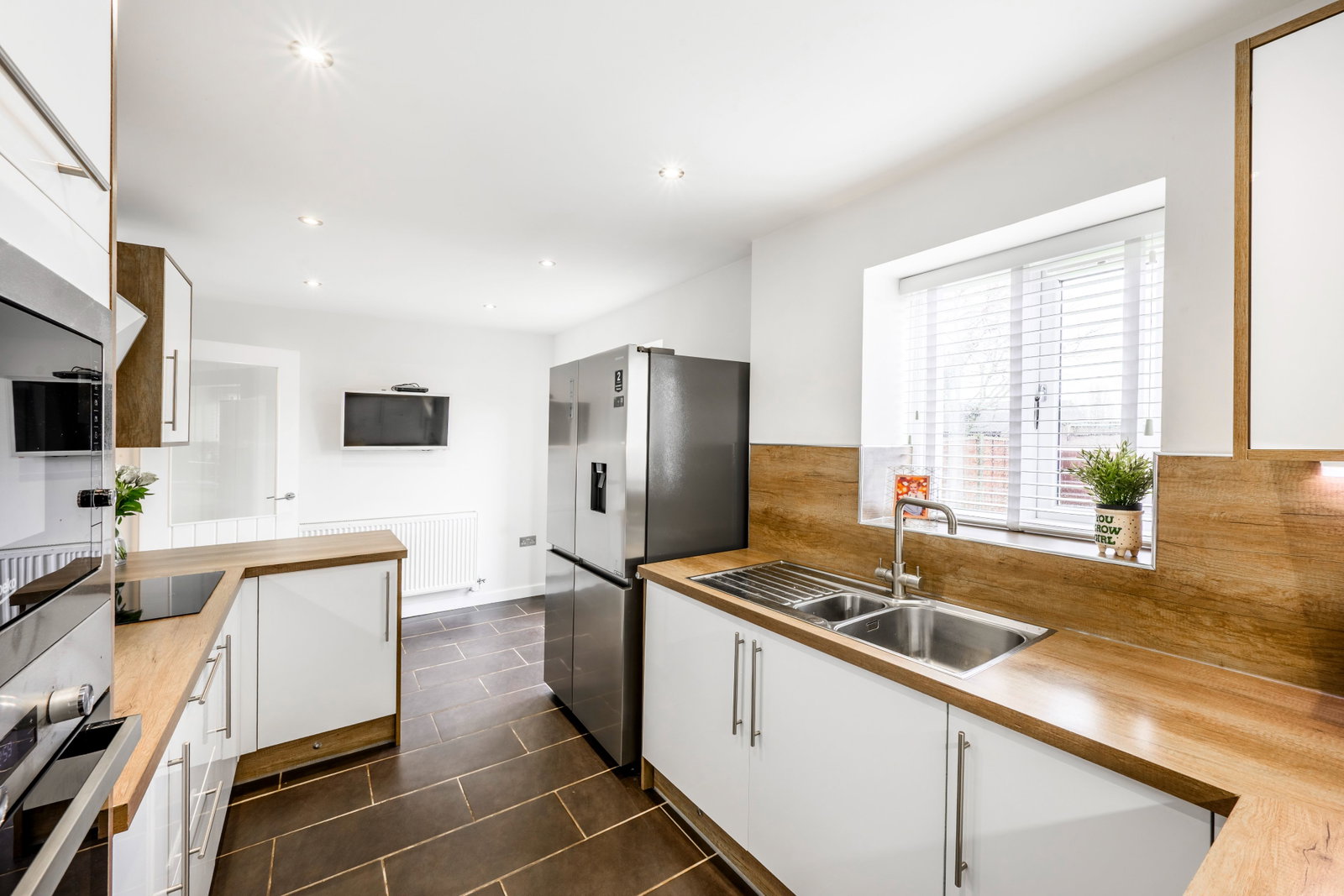 Semi Detached House in Walsall