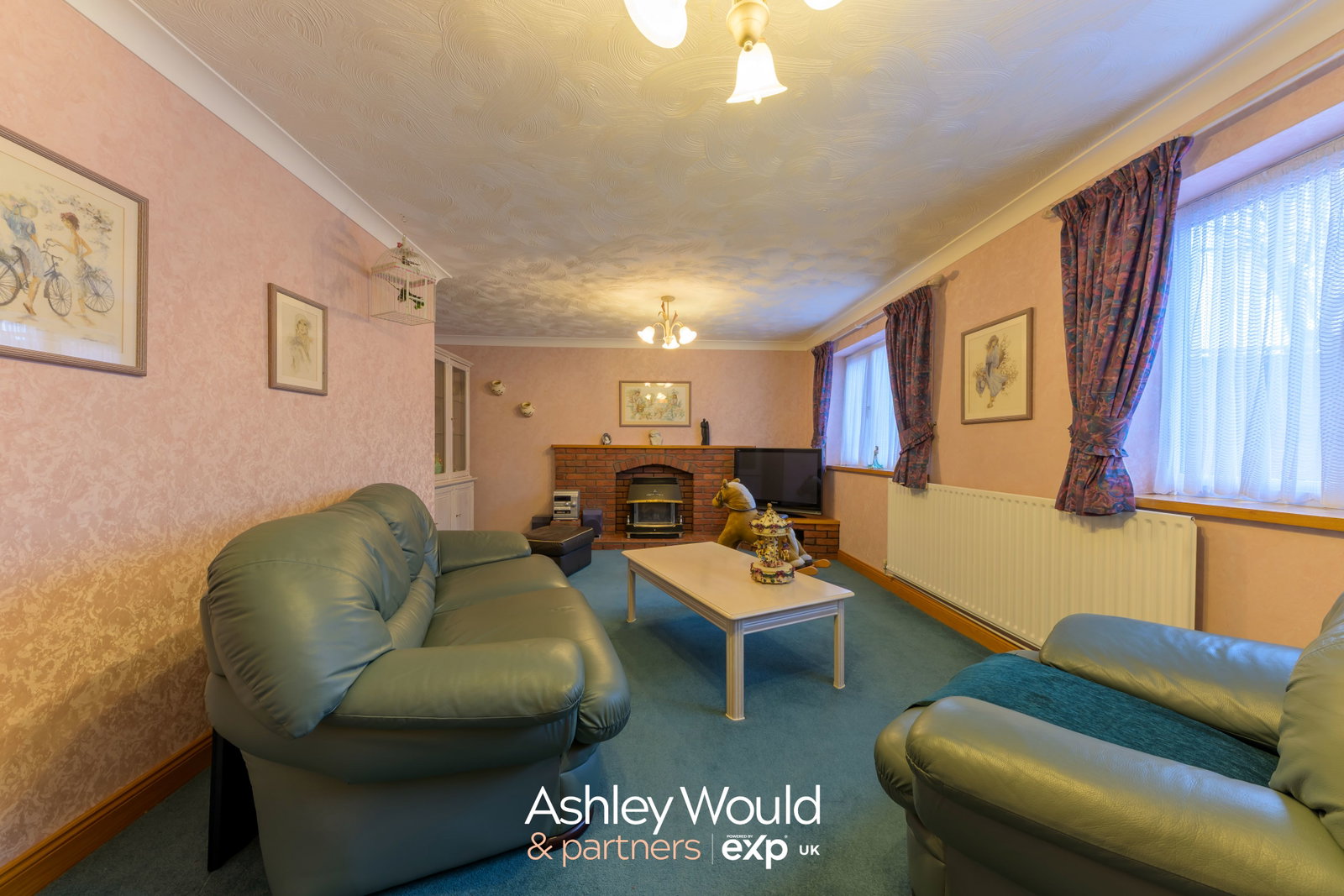 Detached House in Oldbury