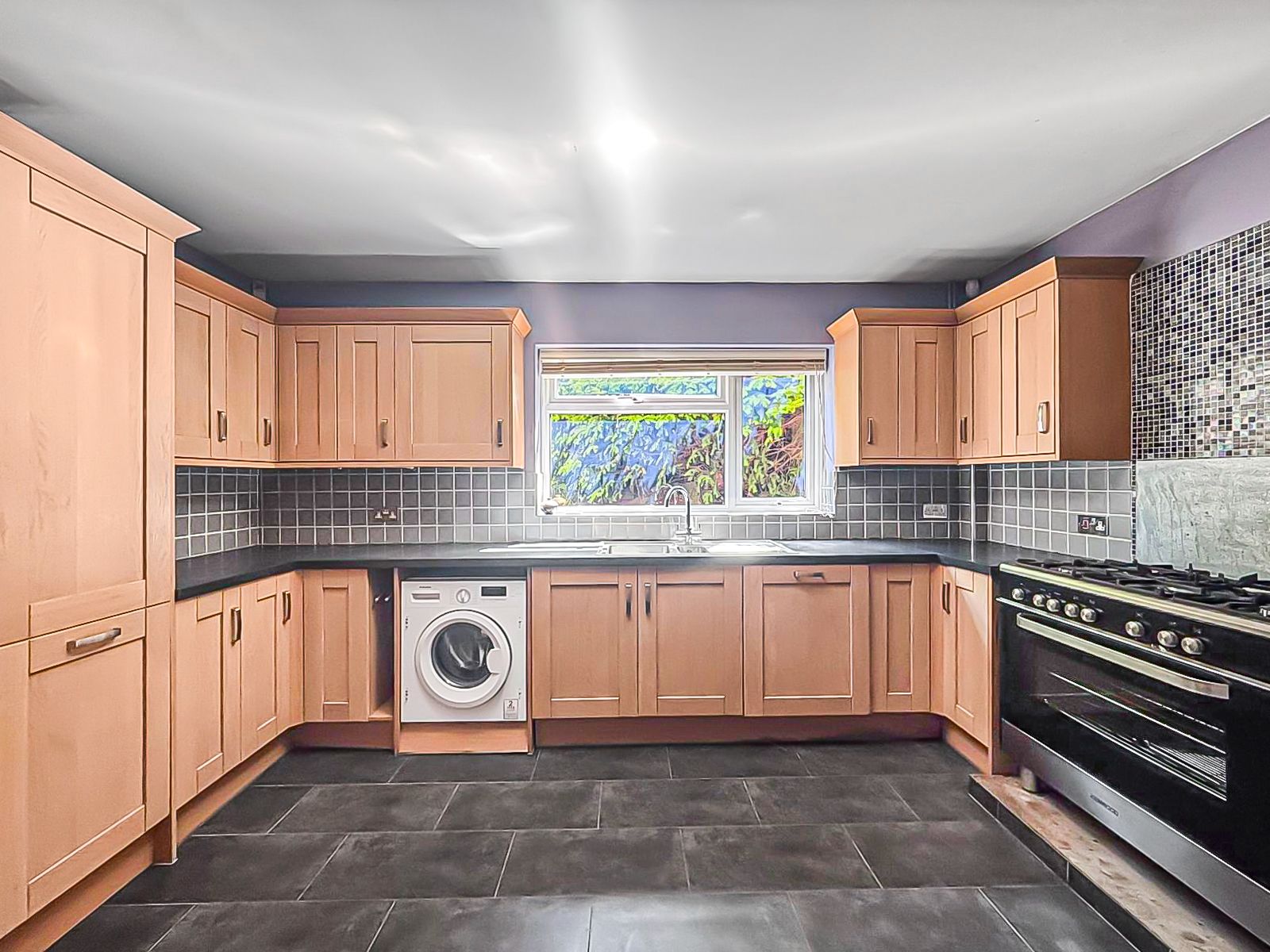 Detached House in Gloucester