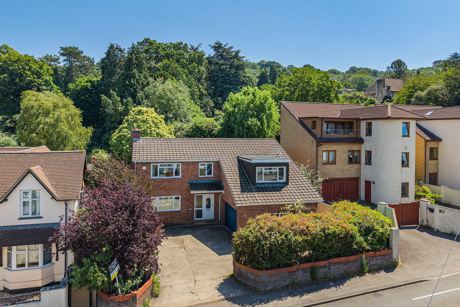 Detached House in Gloucester