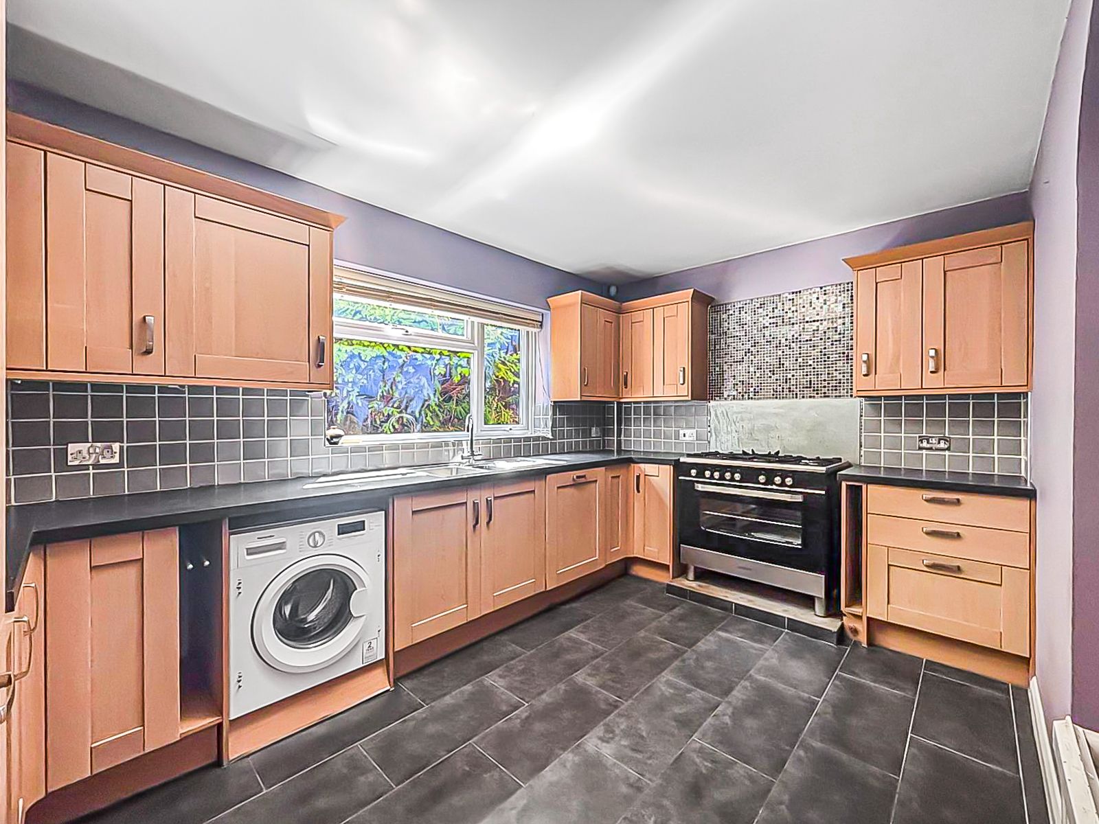 Detached House in Gloucester