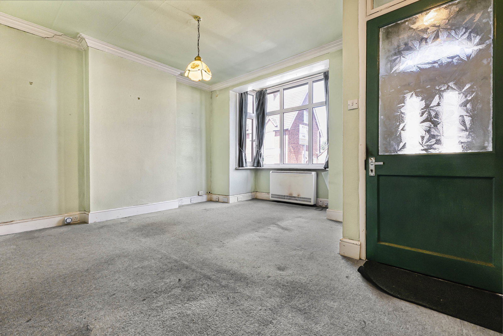 Semi Detached House for sale in Sevenoaks, Western Road, Borough Green, Sevenoaks, 939 m²
