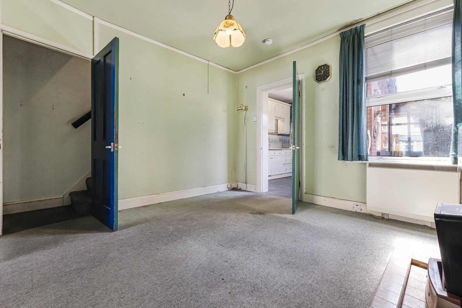 Semi Detached House for sale in Sevenoaks, Western Road, Borough Green, Sevenoaks, 939 m²