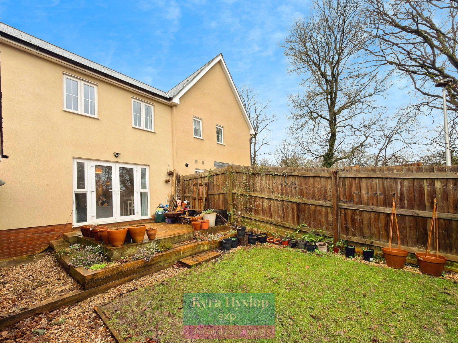 Semi Detached House in Exeter