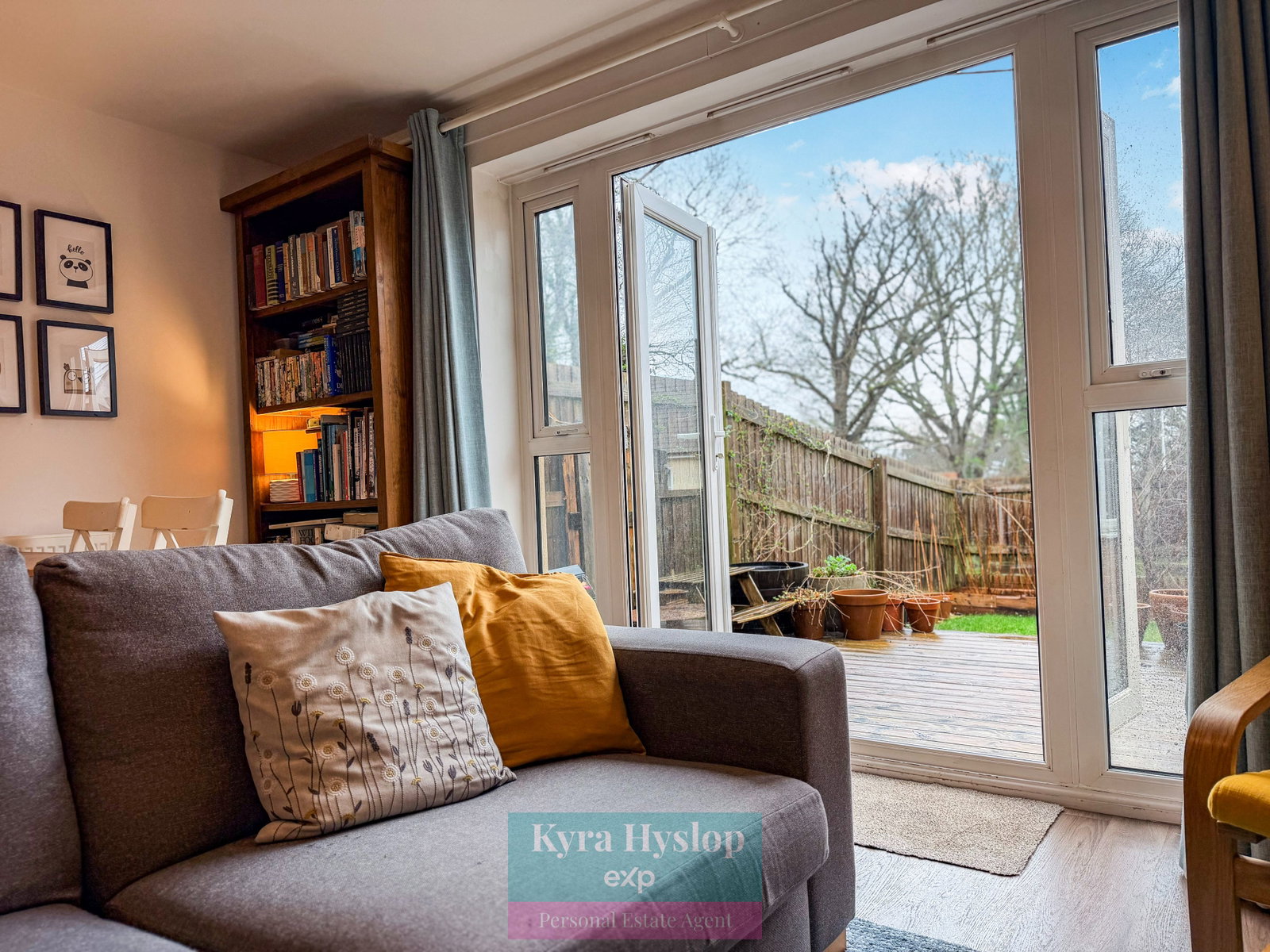 Semi Detached House in Exeter