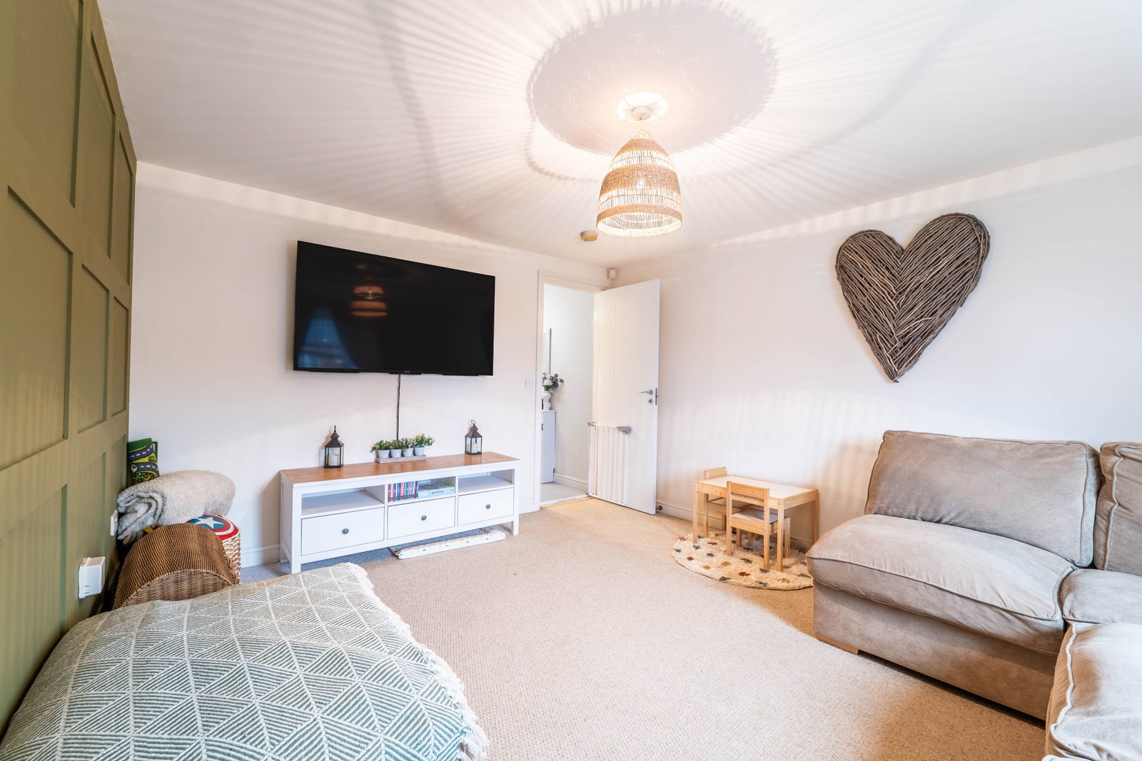Semi Detached House in Loughborough