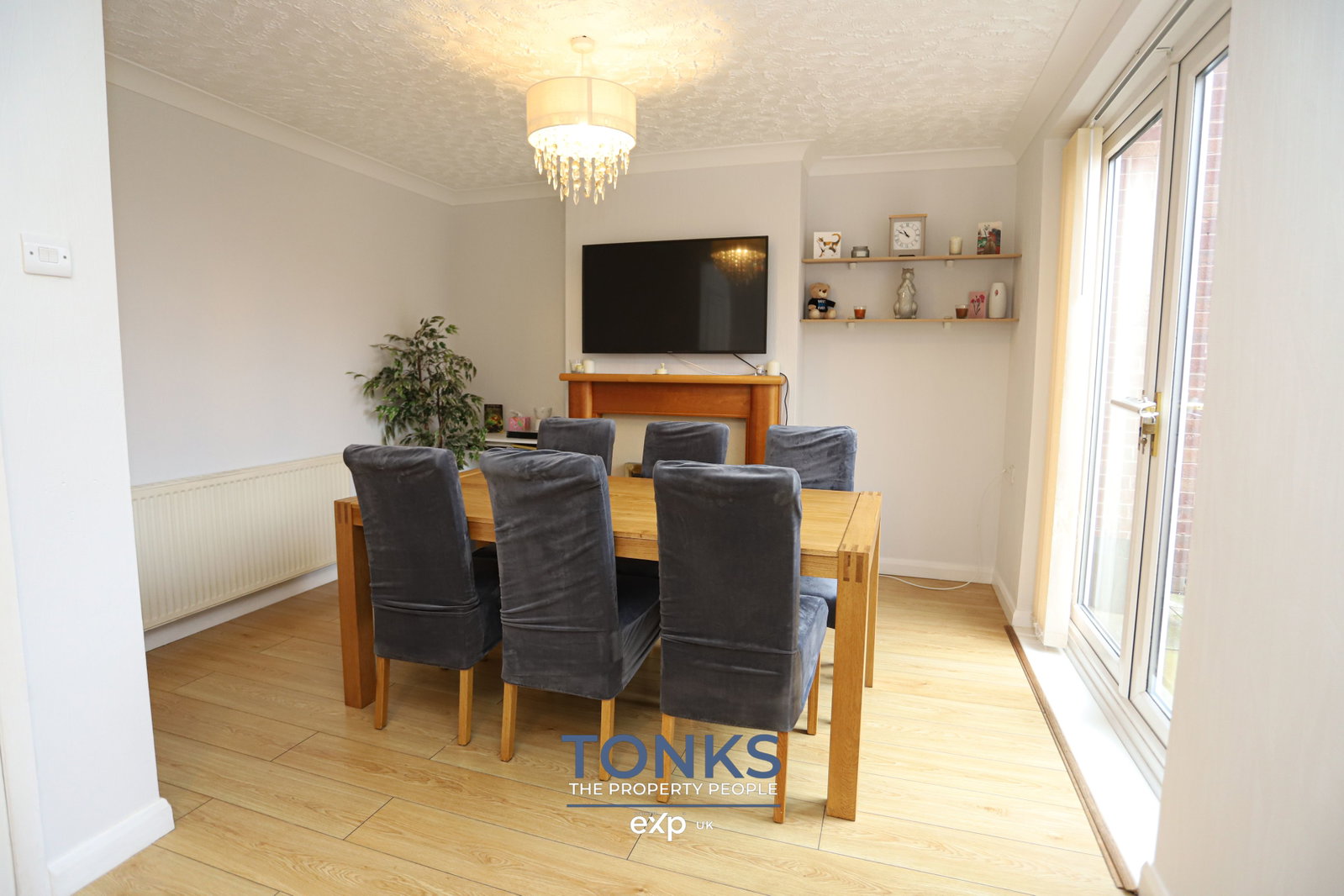 Semi Detached House in Halesowen