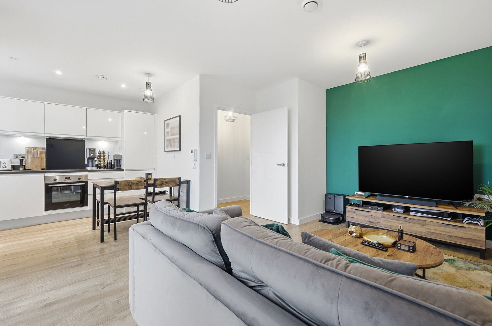 Flat in Brentwood