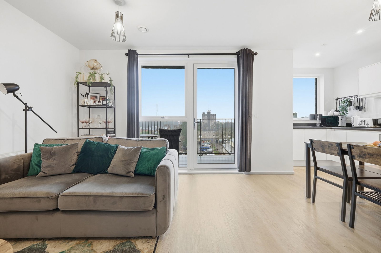 Flat in Brentwood