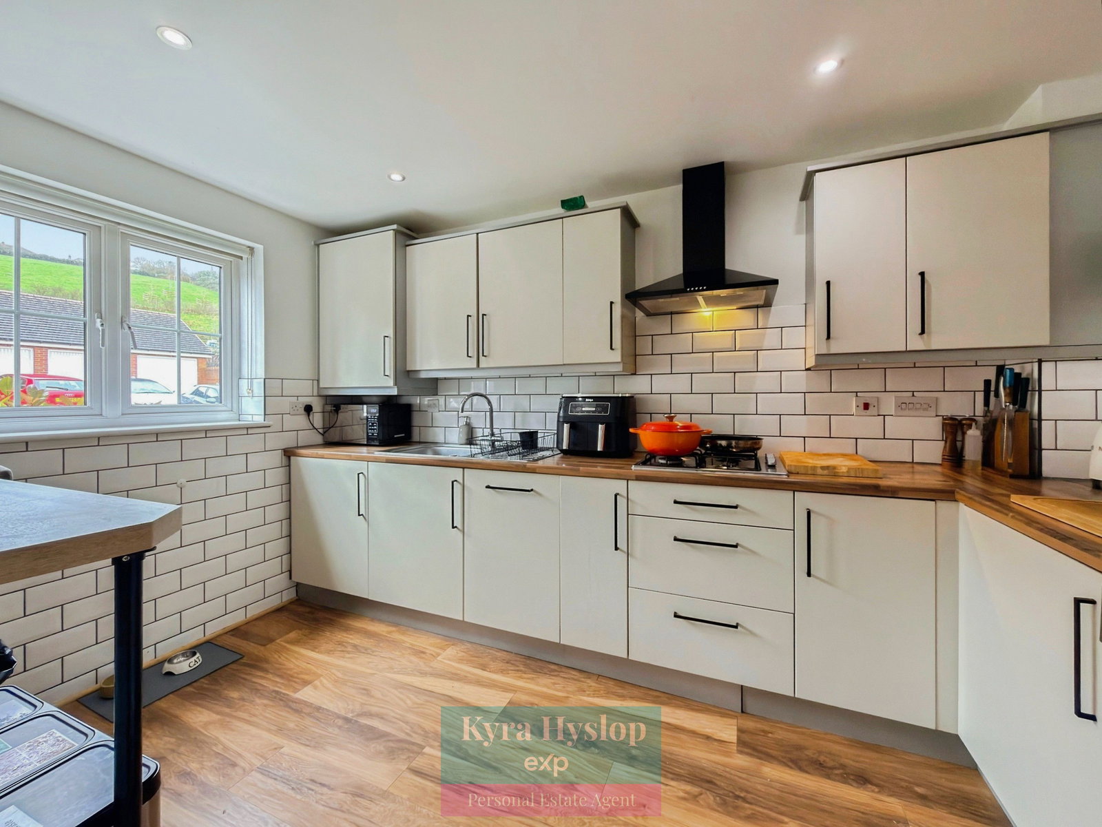 Semi Detached House in Exeter