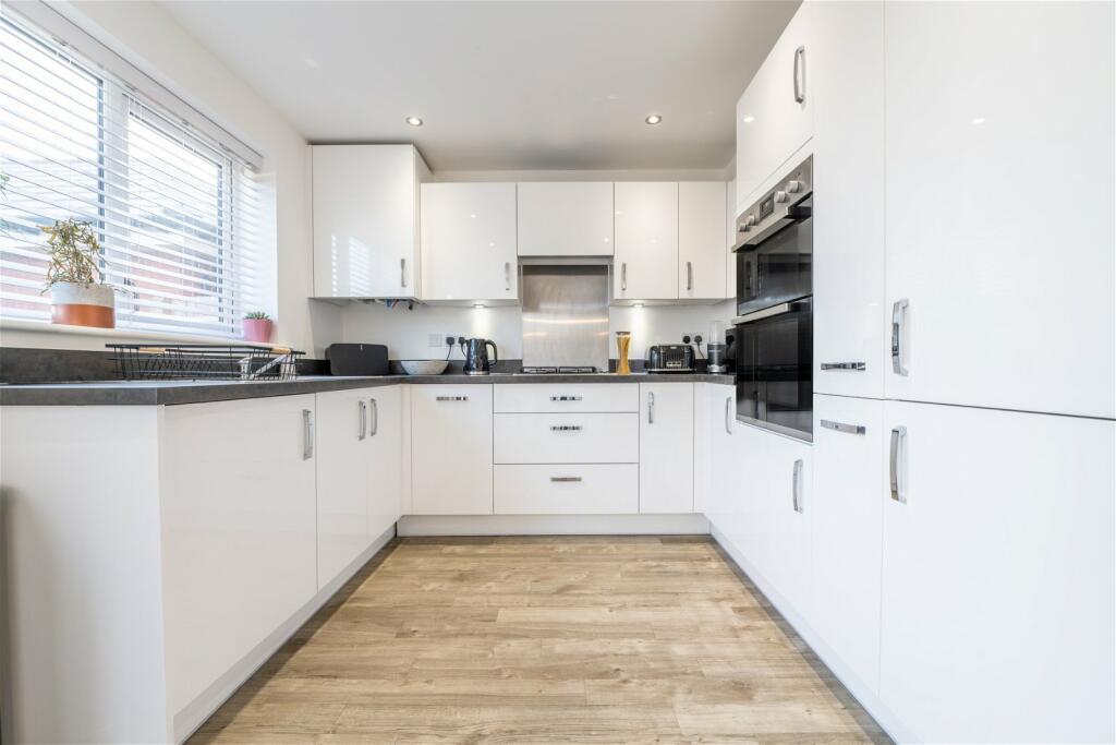Detached House in Southampton