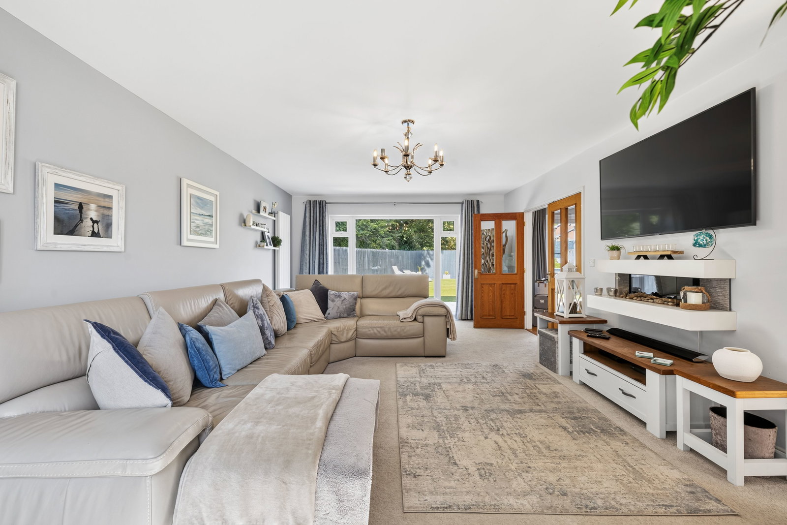 Detached House for sale in Swansea, Dunvant Road, Dunvant, Swansea, SA2 7SR