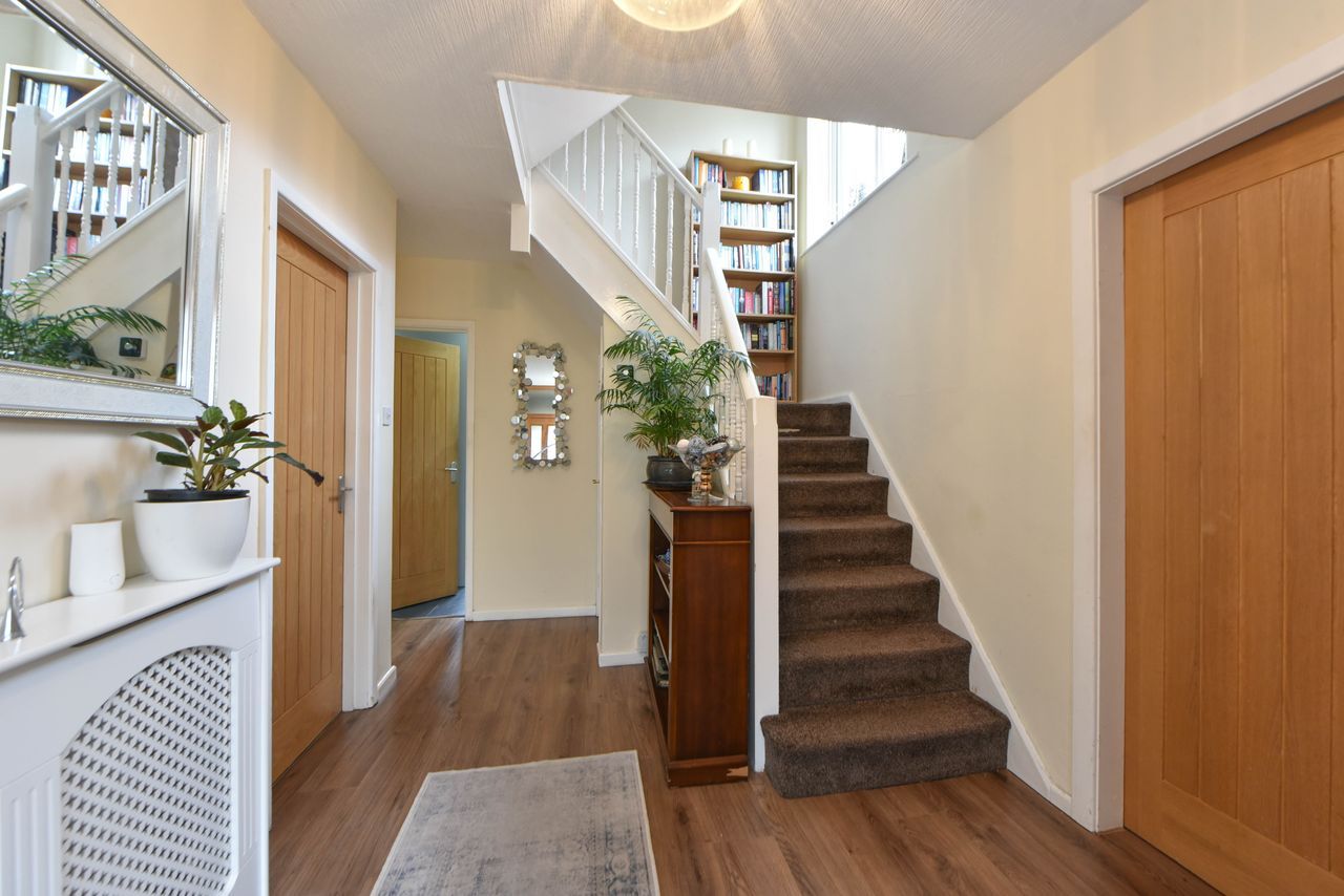 Semi Detached House in Sale
