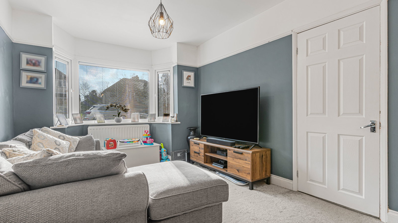 Semi Detached House in Solihull