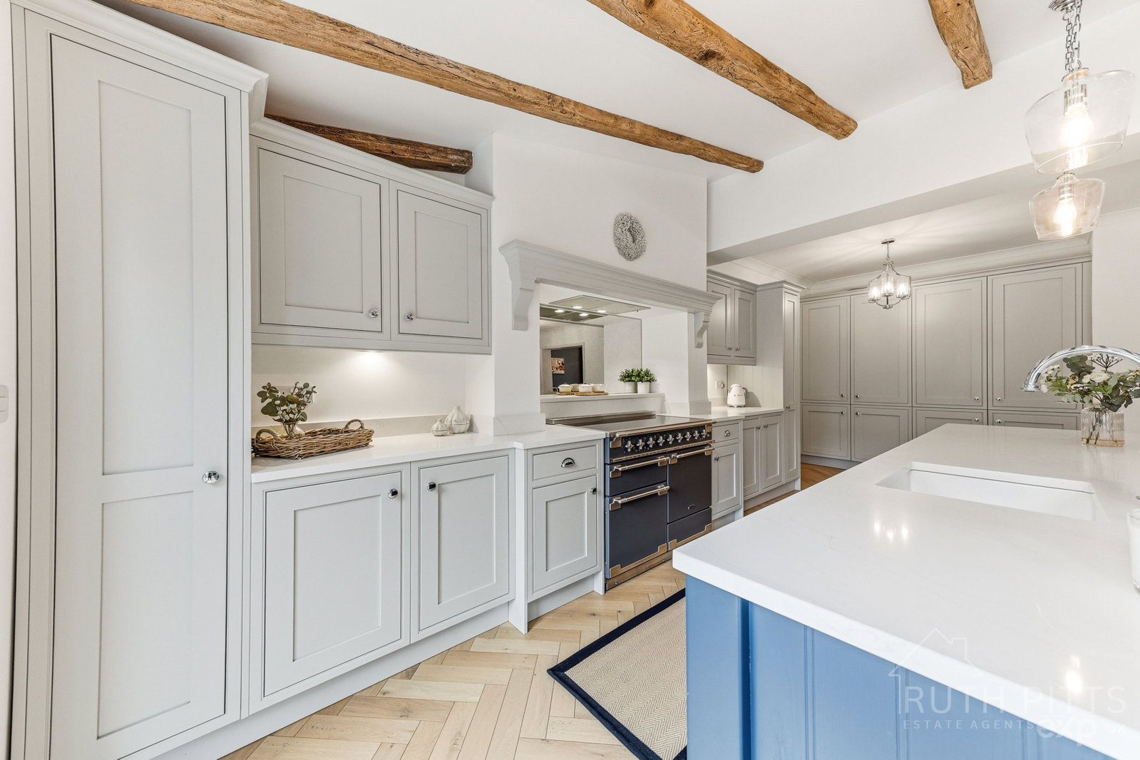 Semi Detached House in Barnsley