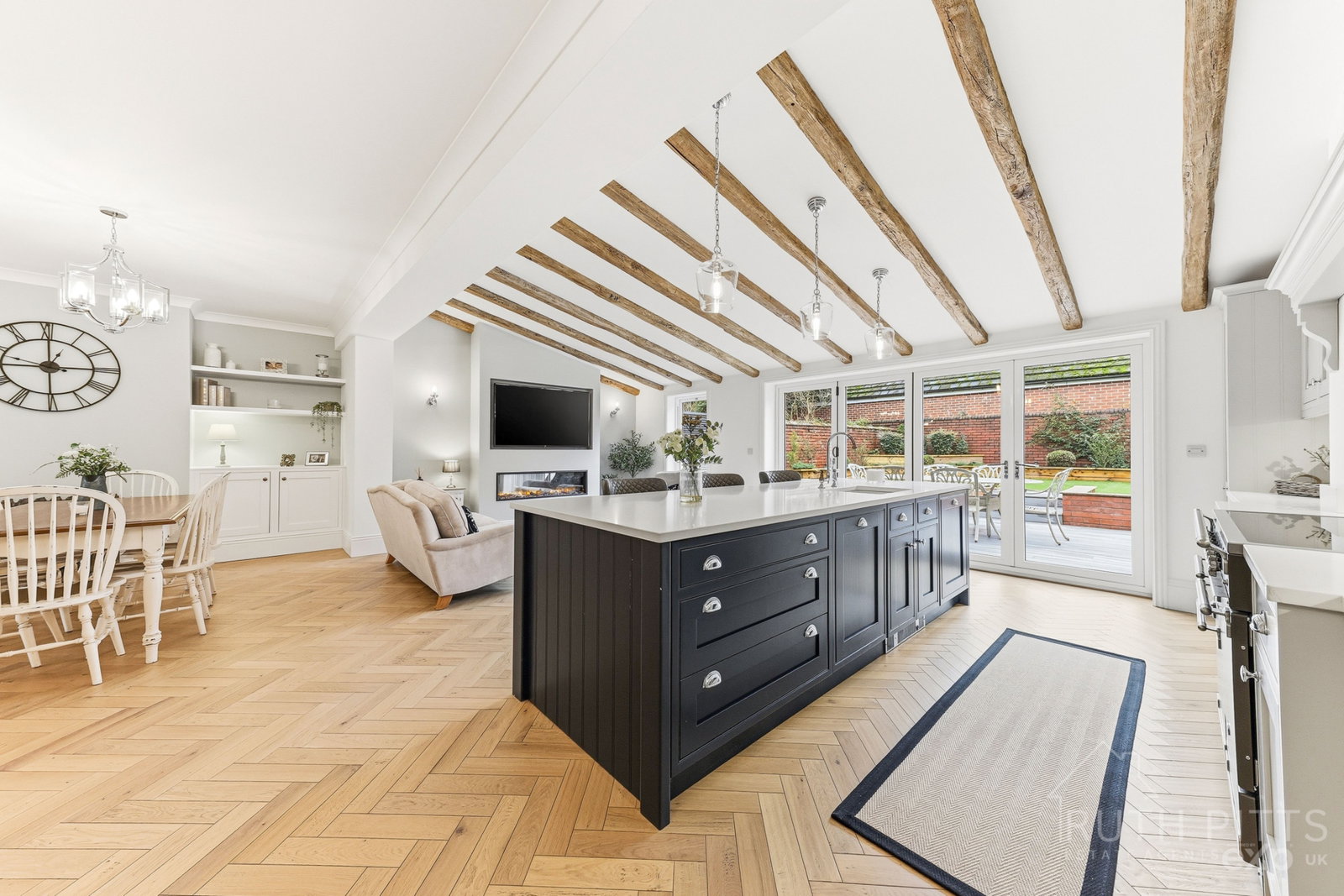 Semi Detached House in Barnsley