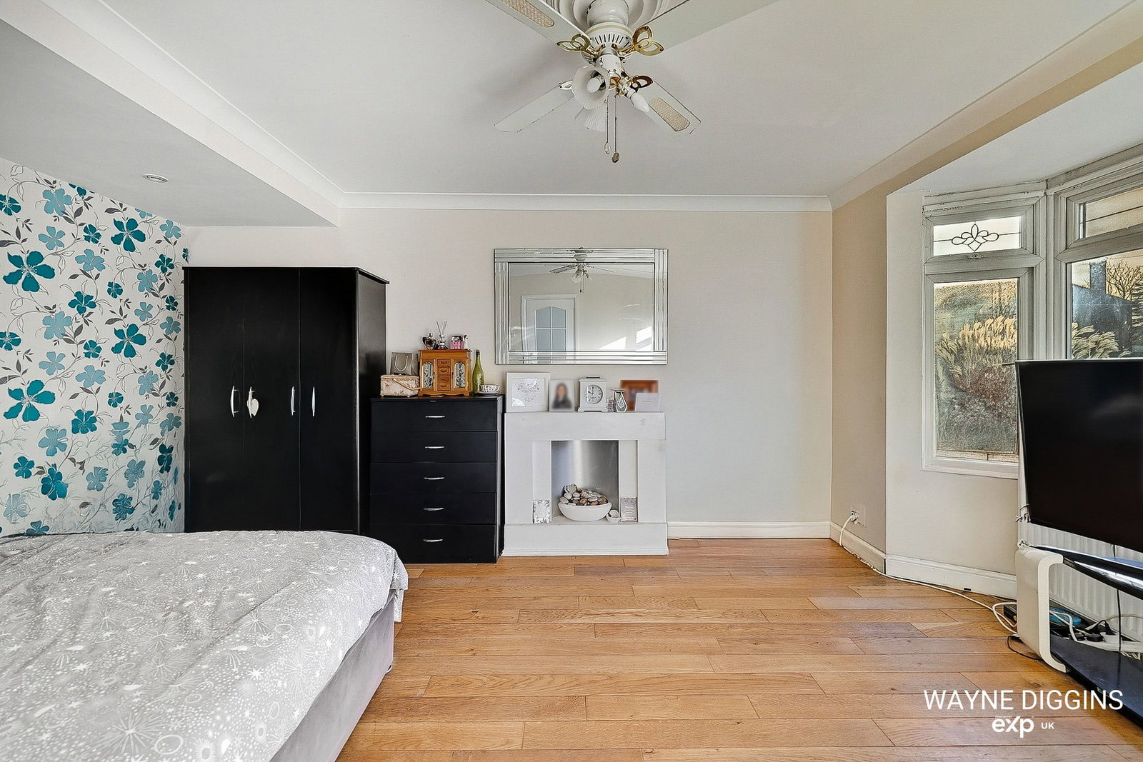 Semi Detached House in Benfleet