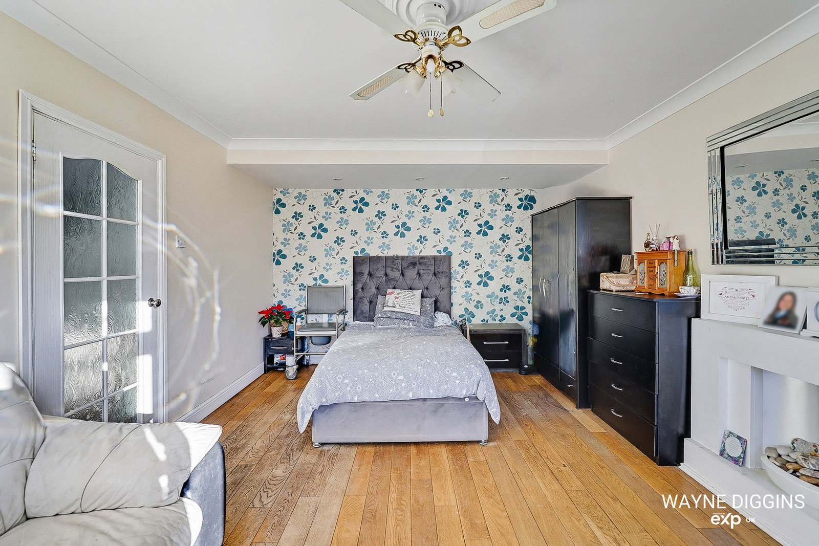 Semi Detached House in Benfleet