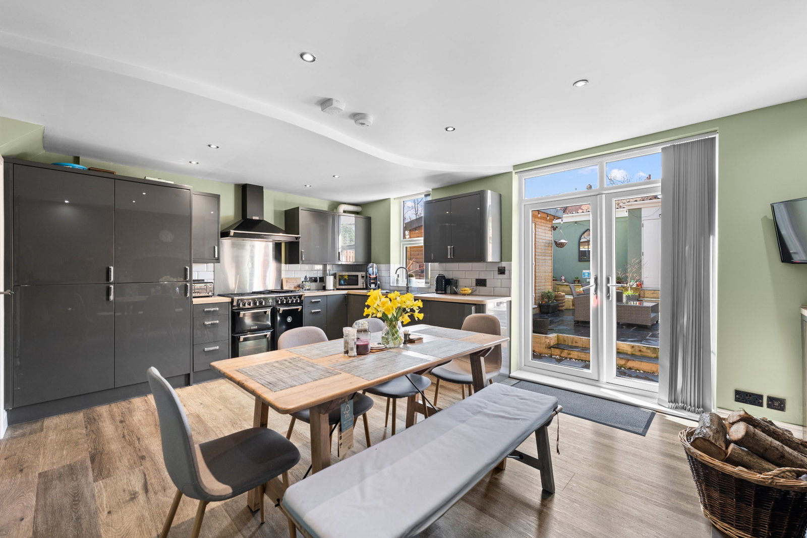 Semi Detached House in Barnsley