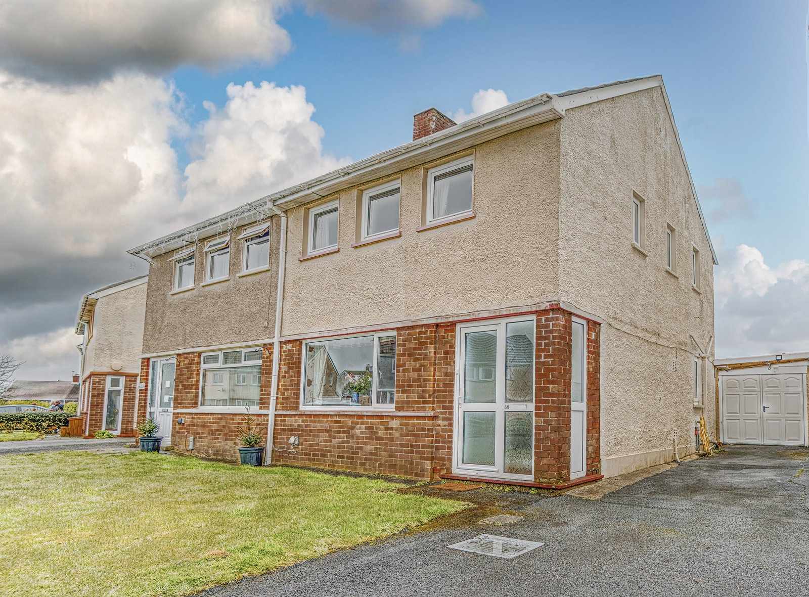 Semi Detached House in Haverfordwest