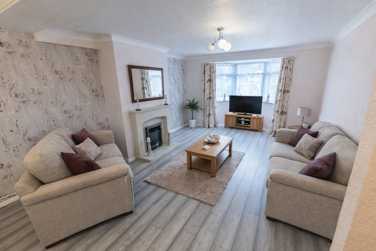 Semi Detached House in Mansfield