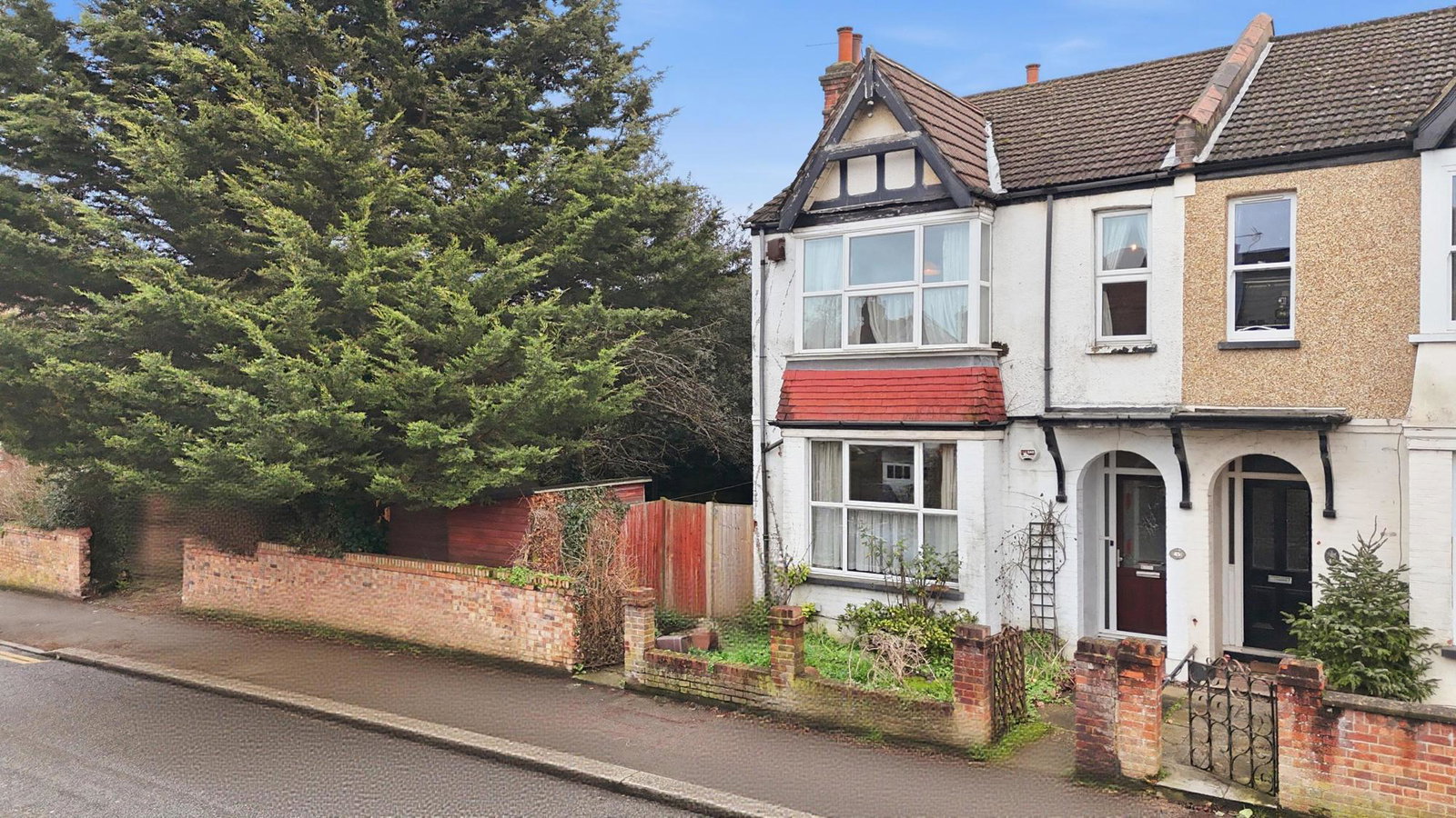Semi Detached House in Carshalton