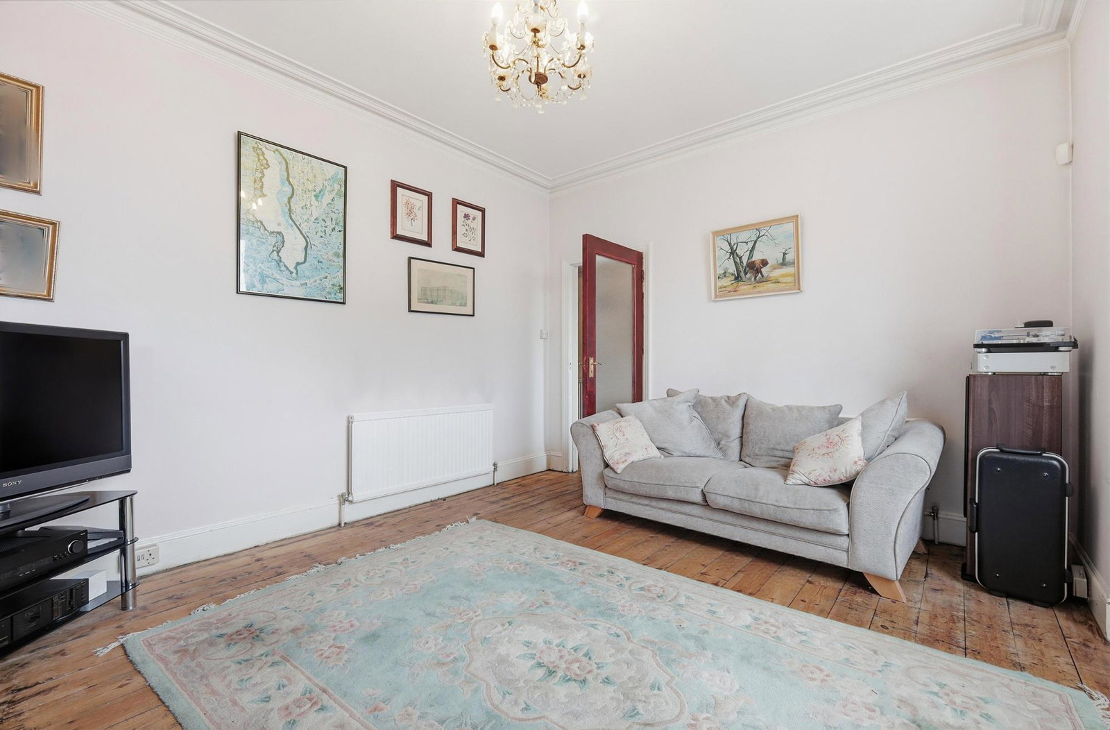 Semi Detached House in Carshalton