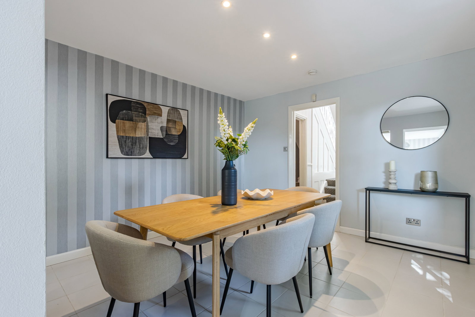 End Of Terrace House for sale in London, Bath Road, London, W4, 2333 m²