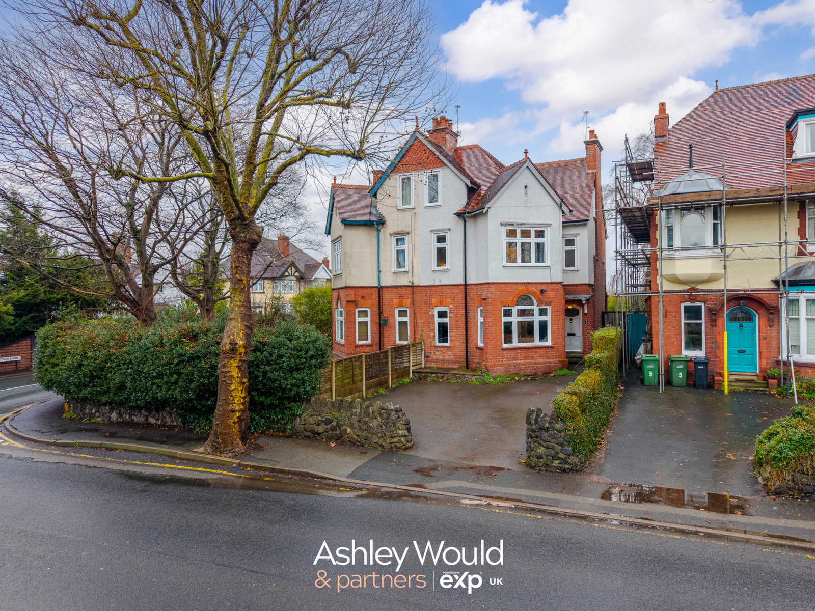 Semi Detached House in Stourbridge