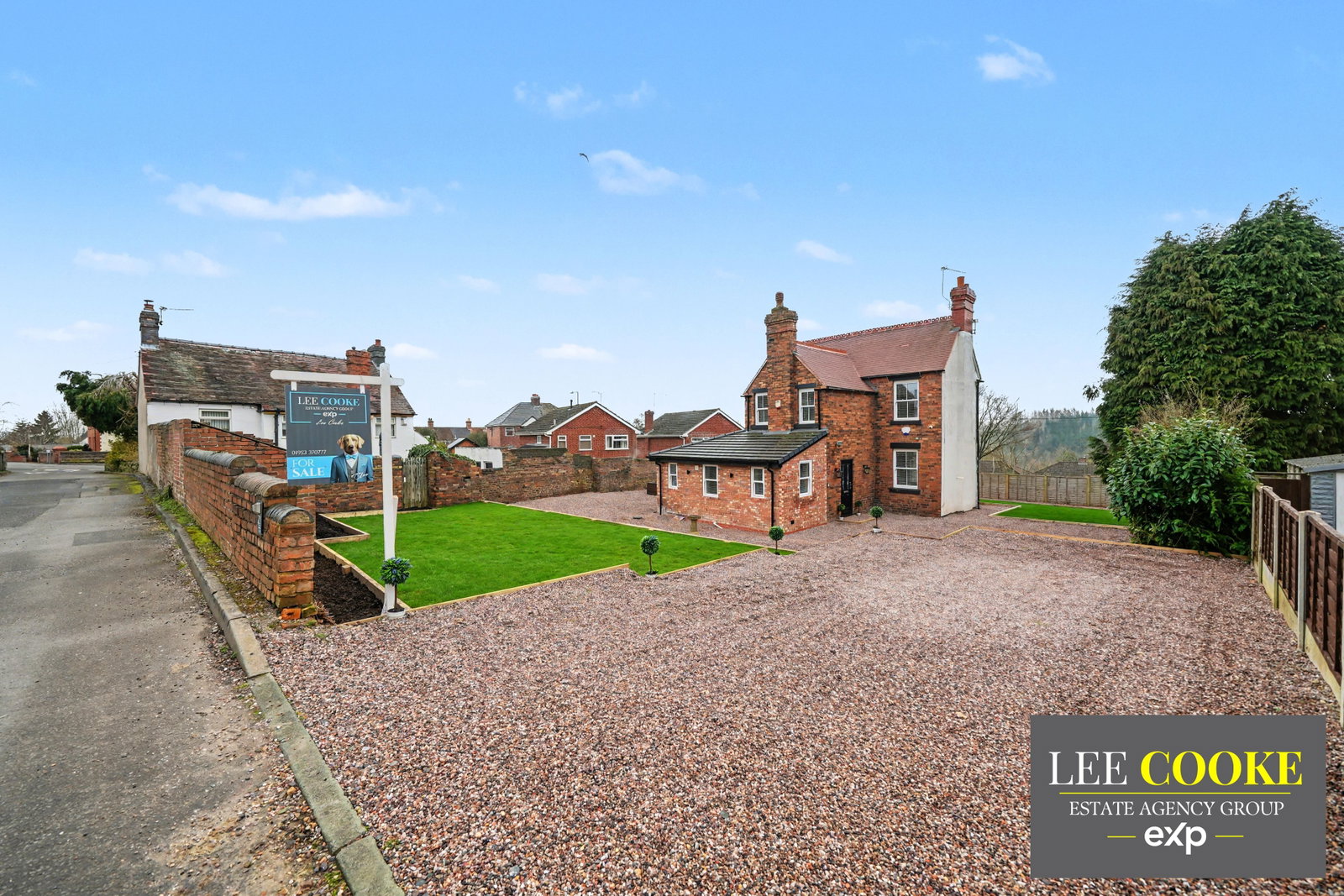 Detached House in Telford
