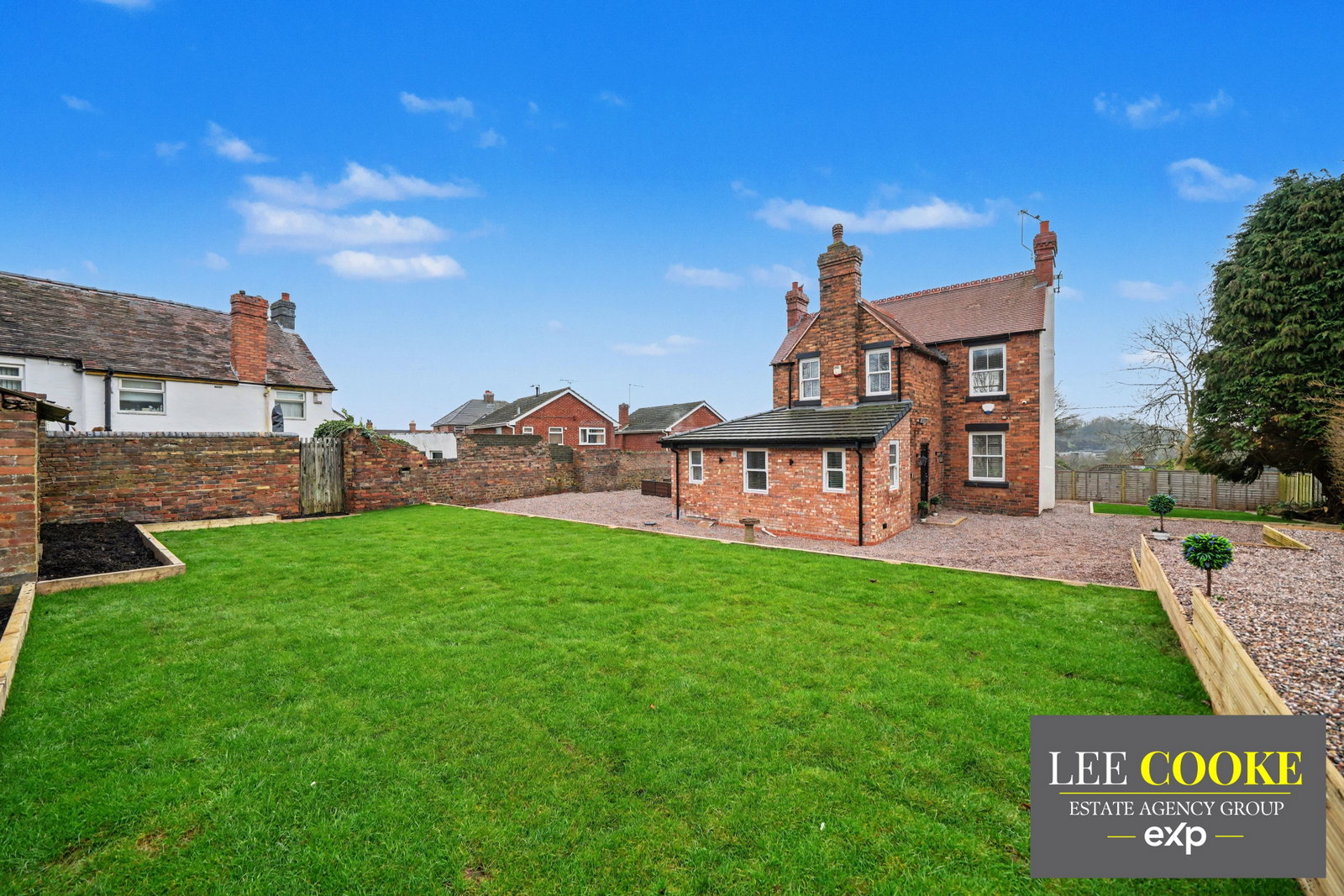 Detached House in Telford