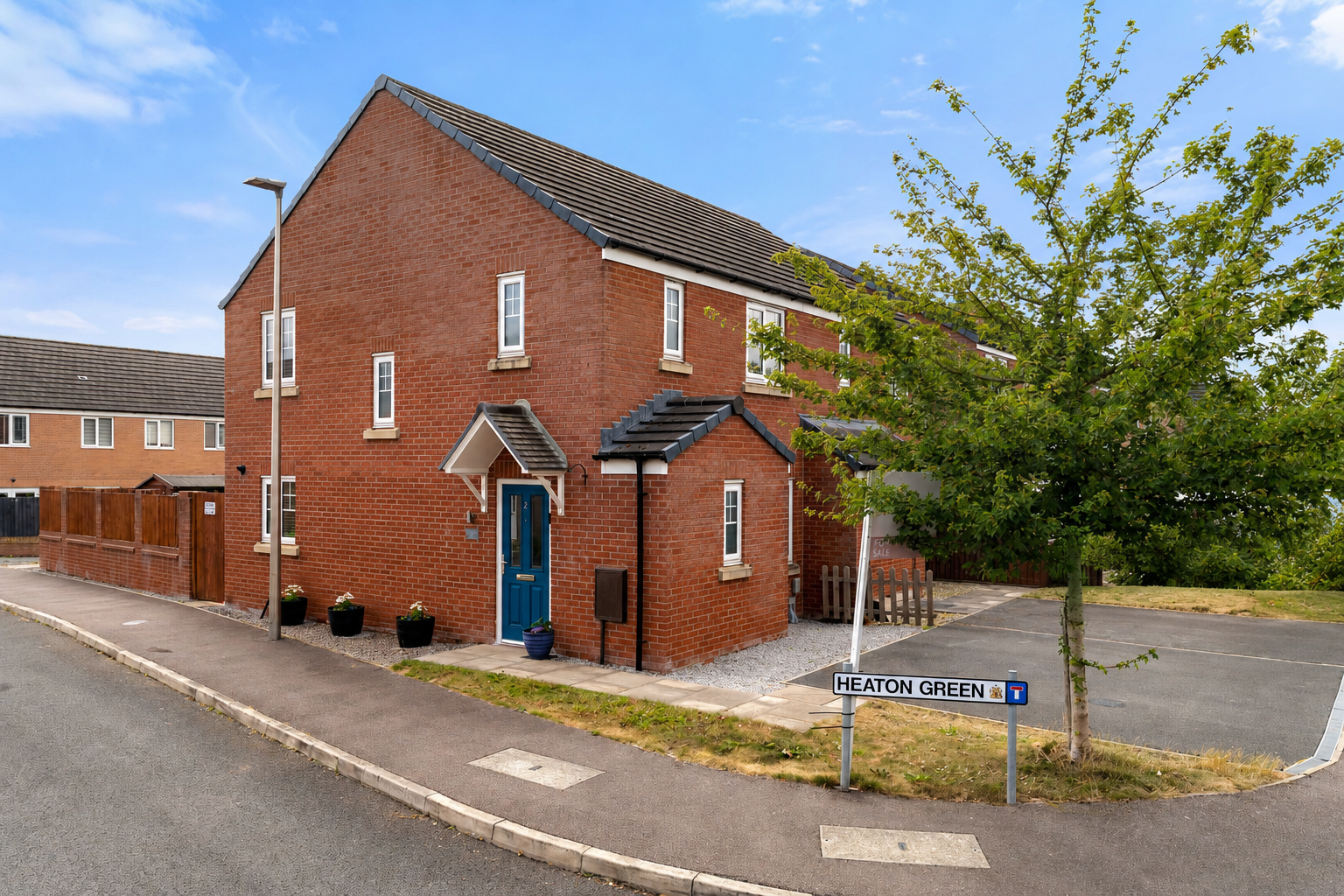 Semi Detached House in Leigh