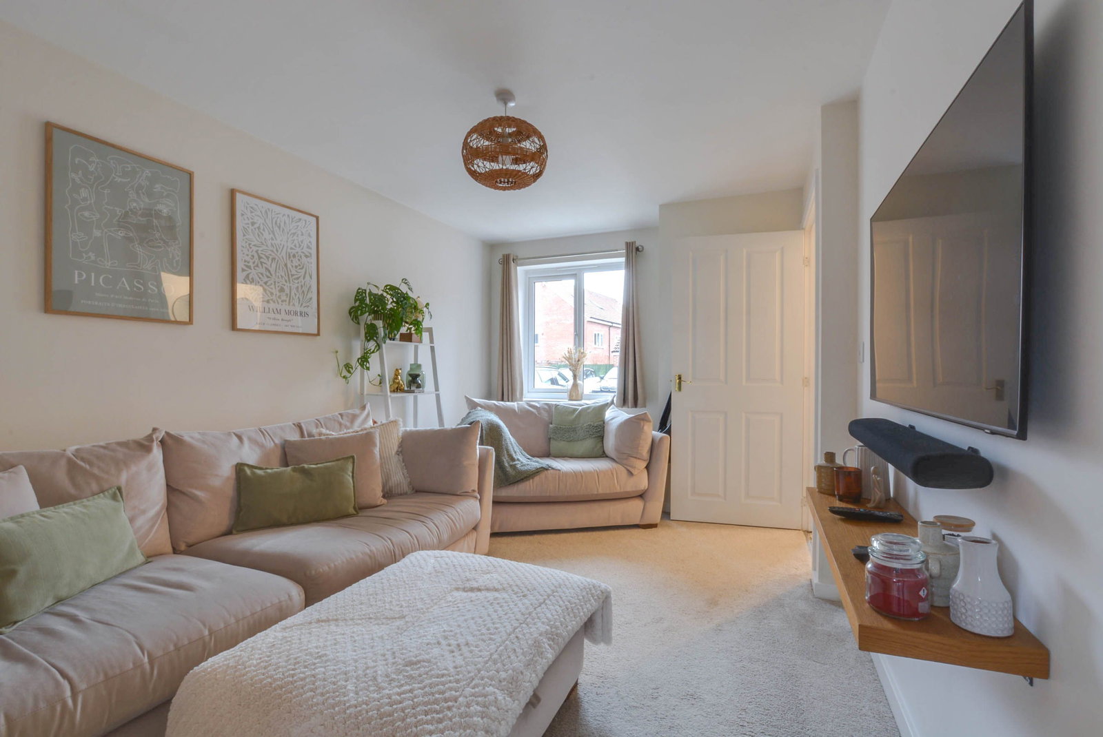 Semi Detached House in Melksham